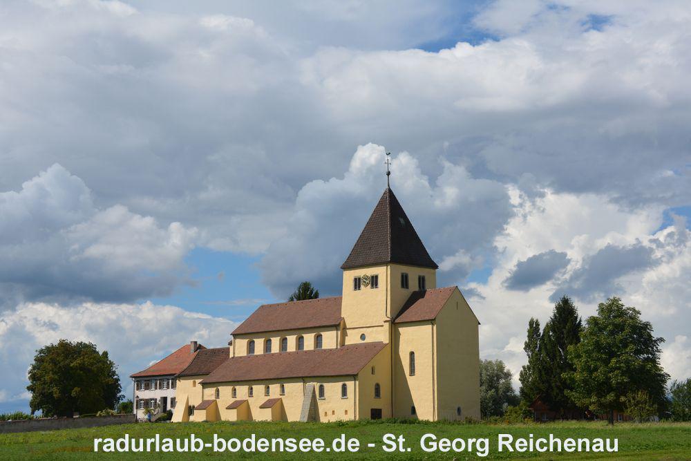 Sykkelferie på Bodensjøen - Kirken St. Georg på øya Reichenau